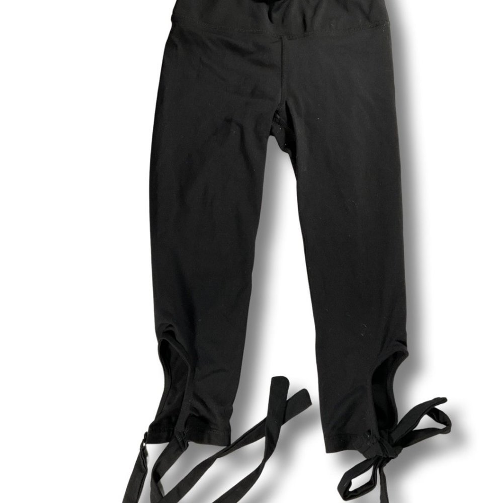 👣 5/$25 - Black Capri Legging w/ Ribbon Wrap Tie Detail